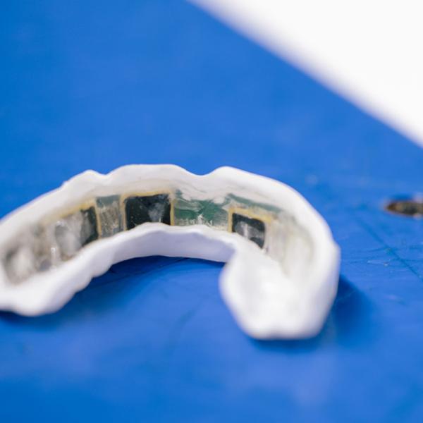 High-tech mouthguard